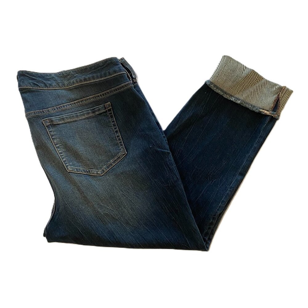 Torrid SZ 20 Boyfriend Style Cropped Ankle Jean